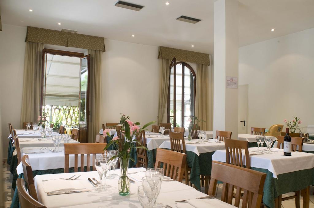 Hotel Vittoria Viareggio Eksteriør billede
