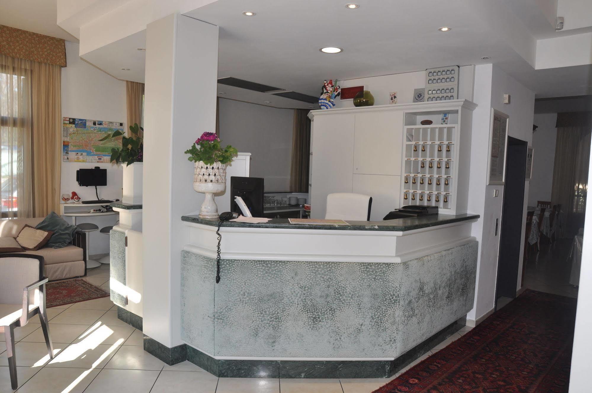 Hotel Vittoria Viareggio Eksteriør billede